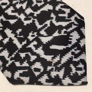 FINAL MARKDOWN Men’s Smiles Necktie